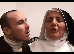 The italian nun slut does oral - il pompino della suora italiana milf