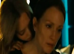 Julianne moore fuck daughter in chloe movie