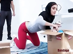 Muslim woman receives pussy fucked hard