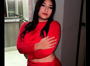 Mi vecina me sorprende el día de mis cumpleaños